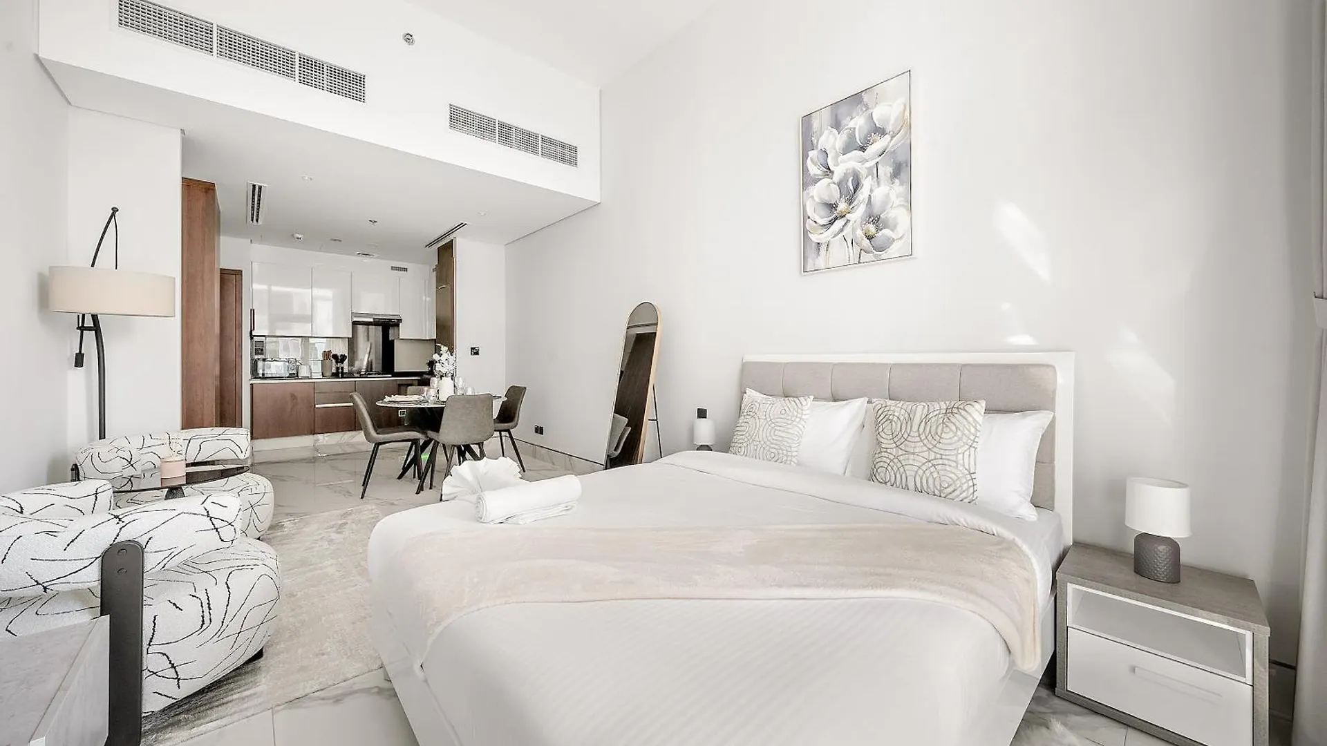 Cozy Studio In J One, Business Bay Dubai